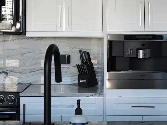 2nd image of 275 Bayshore Blvd Unit 501