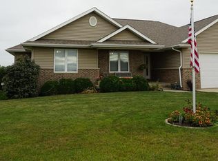 22202 102nd St, Anamosa, IA 52205