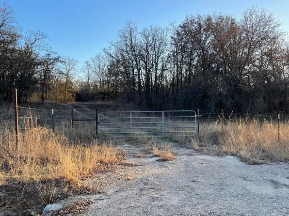 2 Bush Rd, Perrin, TX 76486