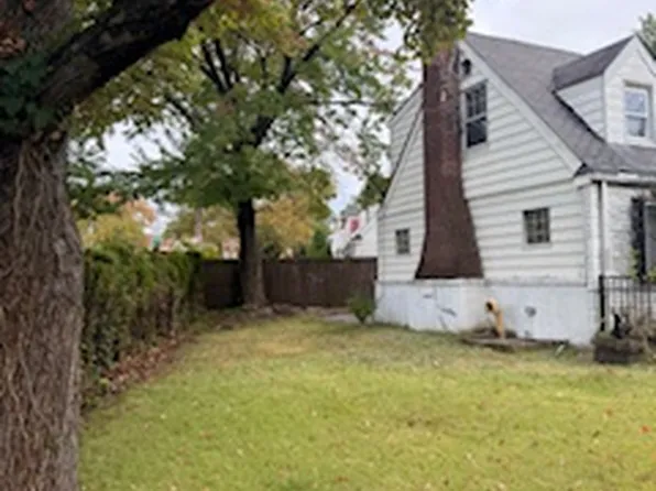 135 Todt Hill Road image 3 of 4