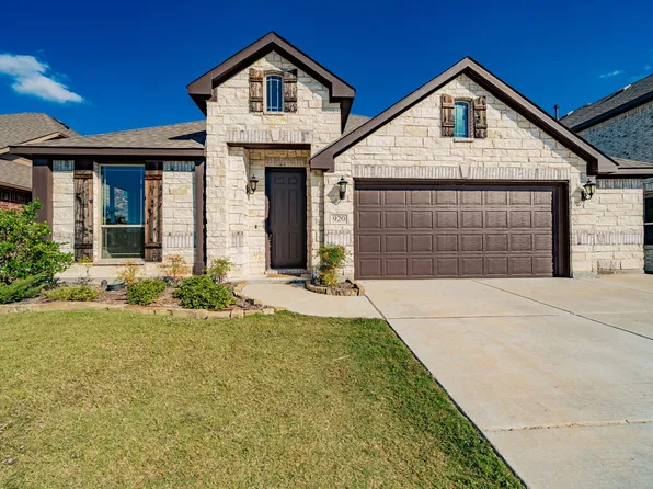 920 Bald Cypress Dr, Fate, TX 75087