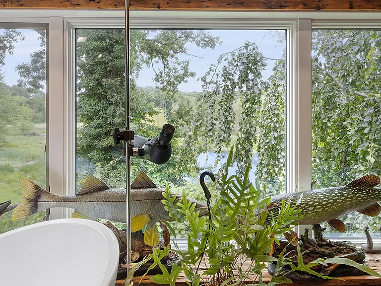 210 Washington St — Photo 14