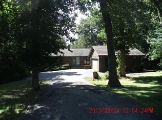 2111 Brackenridge Trl, Belvidere, IL 61008