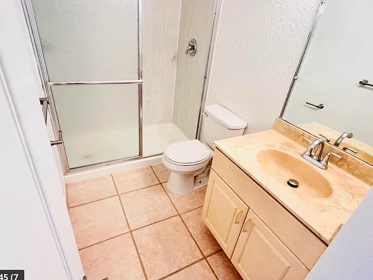 1436 Hawthorne Pl — Photo 9