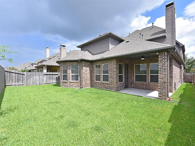 13117 Stoneleigh Terrace Dr — Photo 38