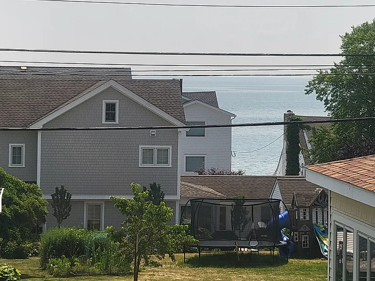 60 Hawley Ave #6 — Photo 5