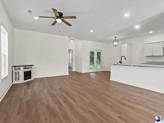 2nd image of 2204 New Forrest Ct