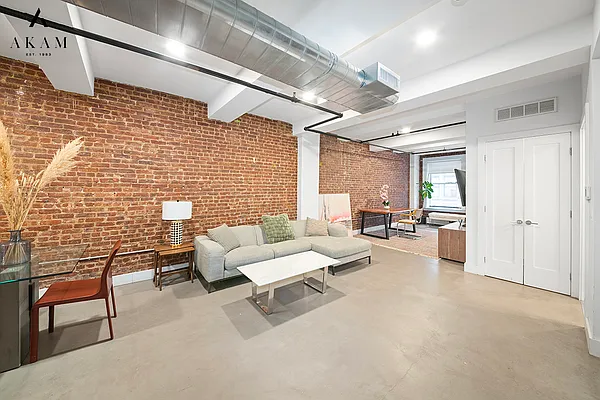 Rented by Akam Sales and Brokerage | media 1