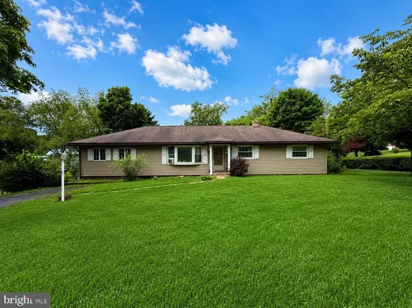 19700 Shaft Rd SW, Frostburg, MD 21532