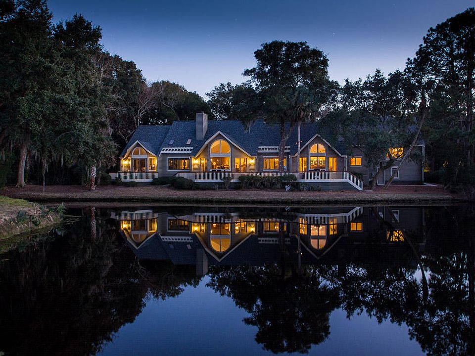 1st image of 286 Masters Ct