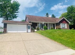 815 Squires Ave, Endicott, NY 13760