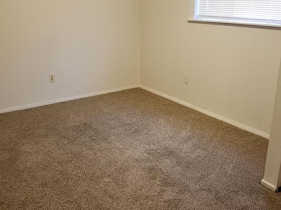 3rd image of 182 E Market St #115