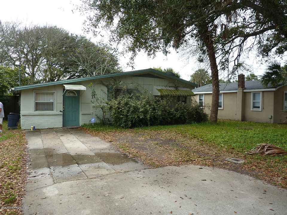 1st image of 528 2nd Ave S