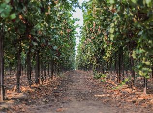 8200 Avenue 384, Dinuba, CA 93618