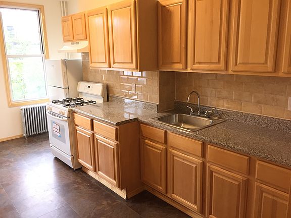 2nd image of 211 India St #Second_flr