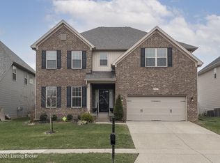 6927 Franklin Farmer Way, Louisville, KY