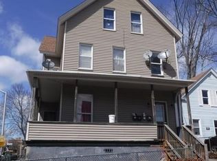 128 Austin St, Worcester, MA 01609