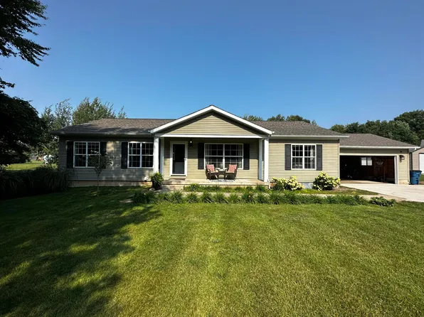 913 Olin Meadows Dr, Sparta, MI 49345