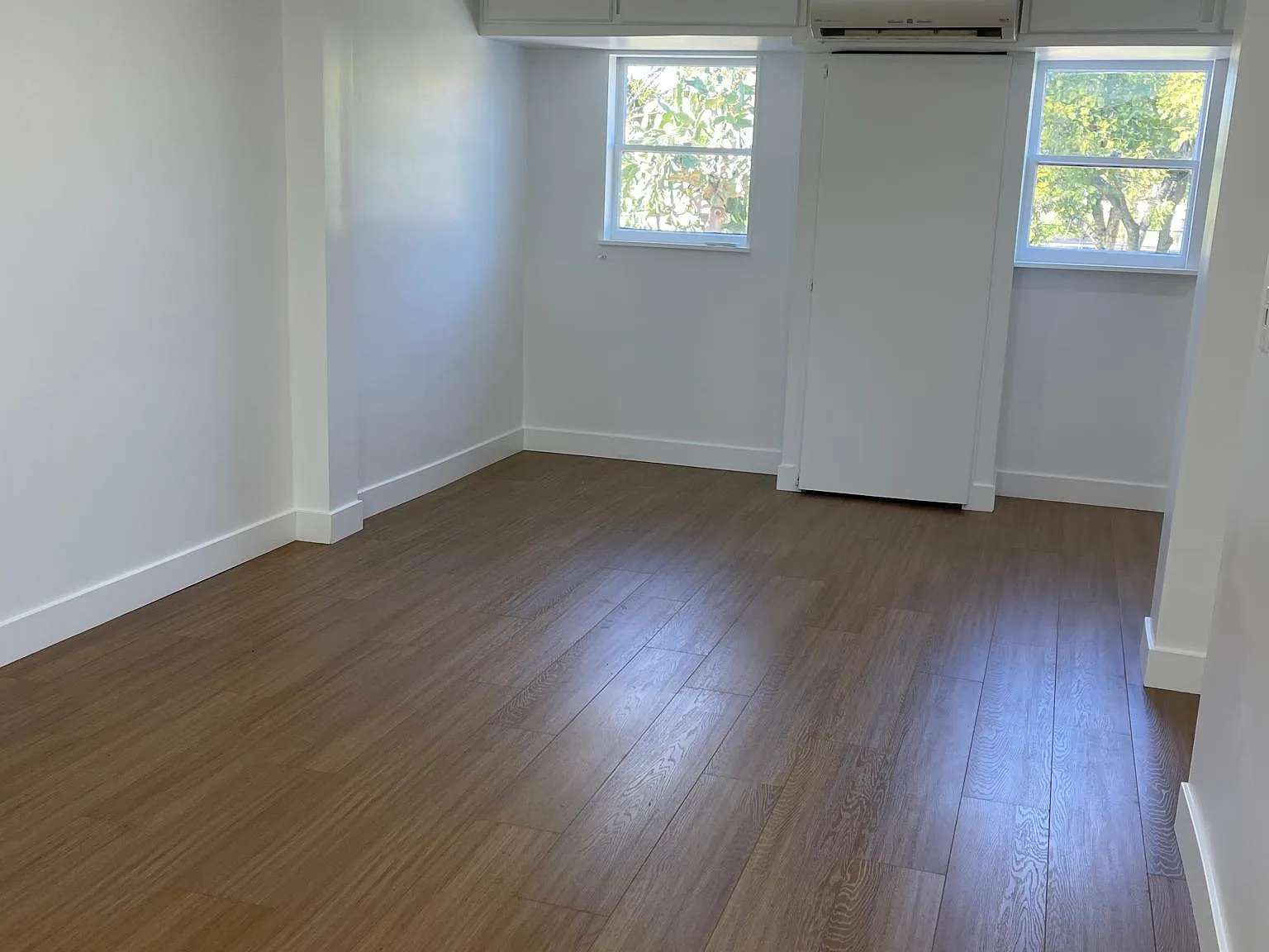 2097 Valley View Blvd — Photo 3