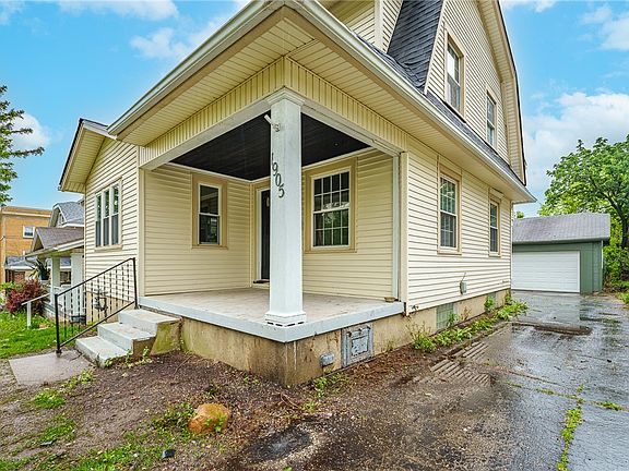 5th image of 1905 Emerson Ave