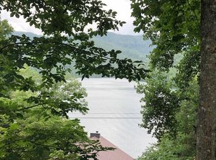 51 Snowbird Trl, Robbinsville, NC 28771