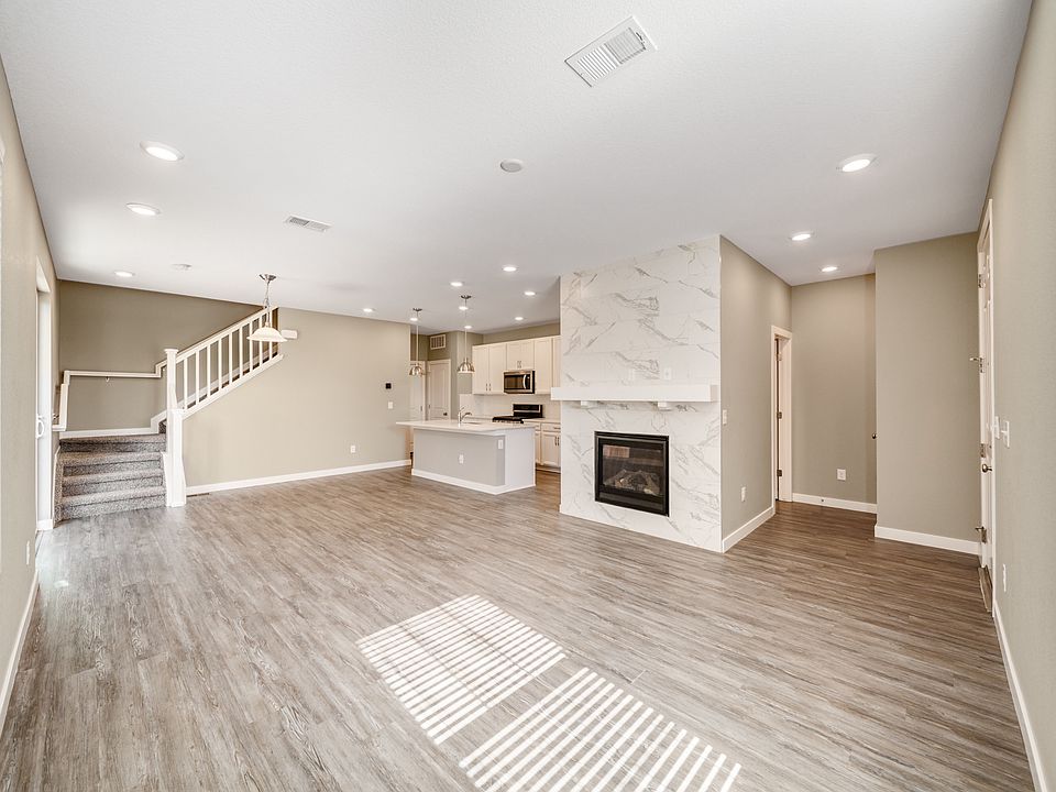 1st image of 7568 S Zante Ct