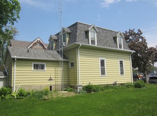 316 S Monroe St, Stoughton, WI 53589
