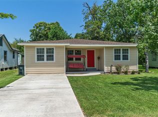 6410 Woodrow St, Texas City, TX 77591