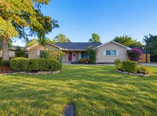 5005 Fall River Dr, Fort Worth, TX 76103