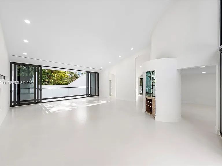 7540 Los Pinos Blvd — Photo 13