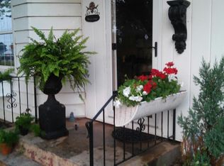 3844 N 3rd St, Clinton, IA 52732