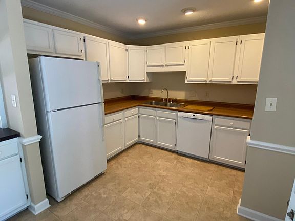 2nd image of 500 W Woodcroft Pkwy APT 18A