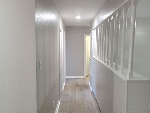 4th image of 1114 Gayle St