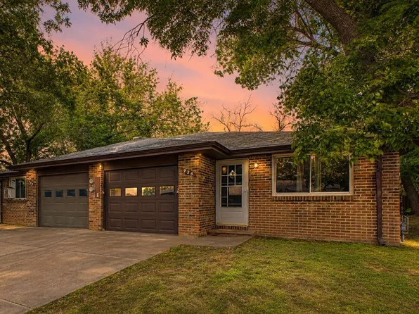938 Kelly Pl, Longmont, CO 80501