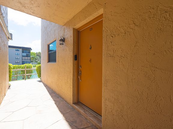 5th image of 4940 E Sabal Palm Boulevard #108