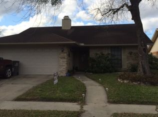 511 Camelot Dr, Victoria, TX 77901