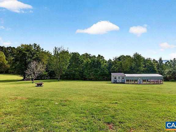 5th image of 676 Rockfish School Ln