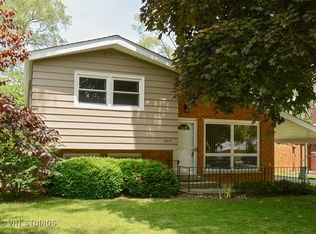 2215 Saint Francis Ave, Joliet, IL 60436