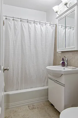 Rented by Compass | media 12