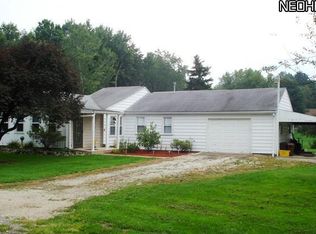 1247 Briggle Rd, Akron, OH 44320