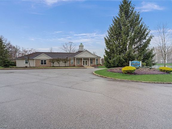 2nd image of 8960 Ashwood Ct