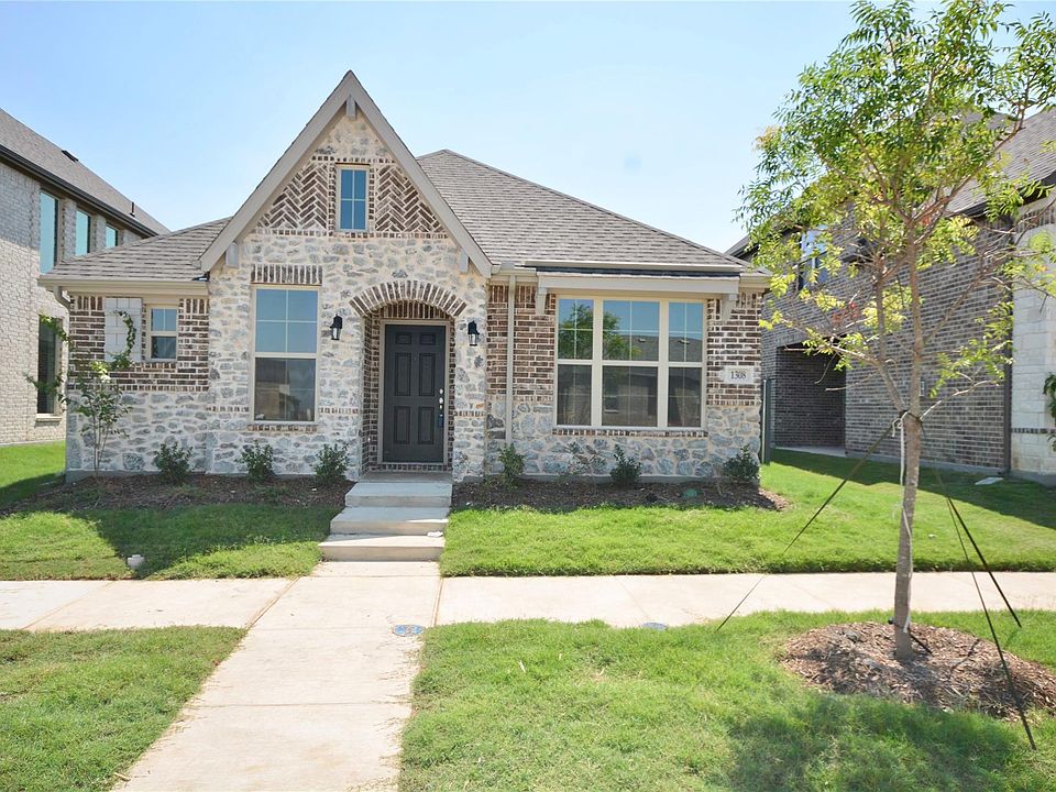 1st image of 1308 Green Leaf Dr