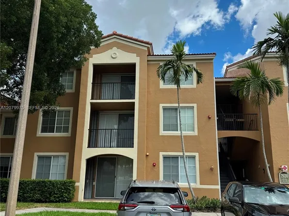 7920 N Nob Hill Rd APT 103, Tamarac, FL 33321