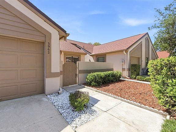 2nd image of 3962 MERMOOR DRIVE