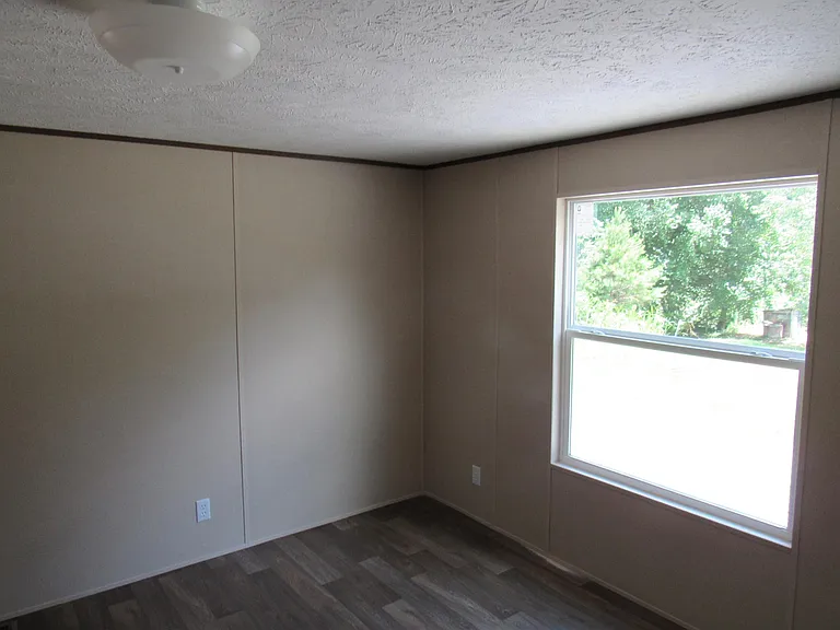 5763 Pea Ridge Rd — Photo 4