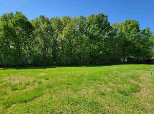 1263 Woodhaven St, Humboldt, TN 38343