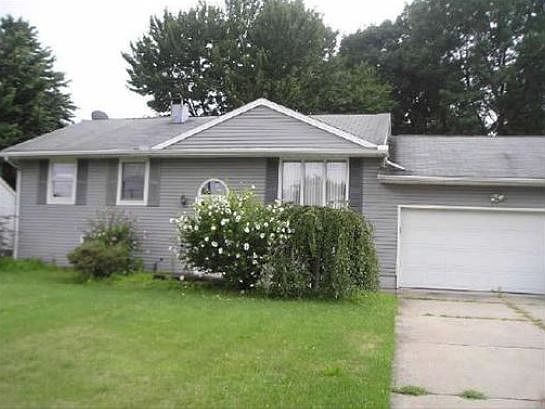 1st image of 552 Notre Dame Ave