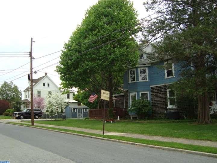 2nd image of 217 Burmont Rd