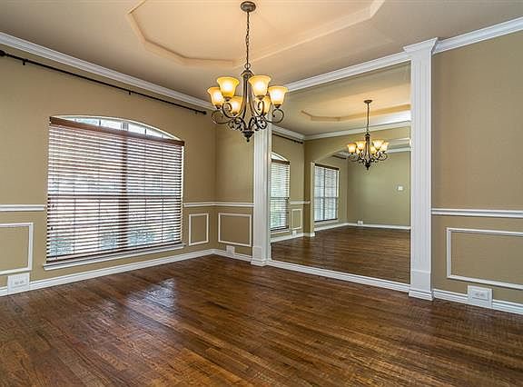4th image of 1740 Stillhouse Hollow Dr