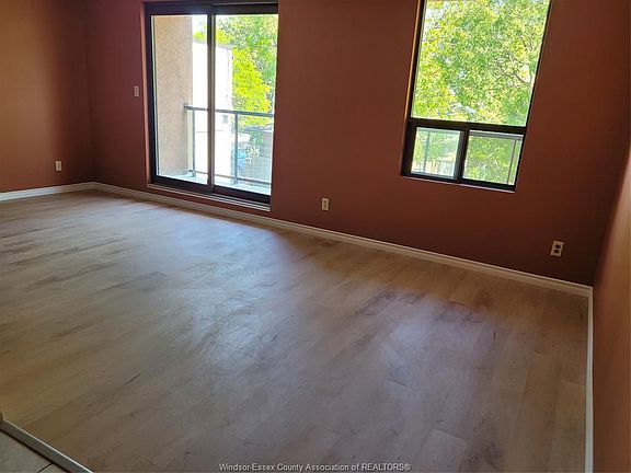 4th image of 3875 Tecumseh Rd E #3